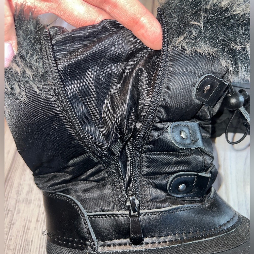 Snow boots - Picture 3 of 6